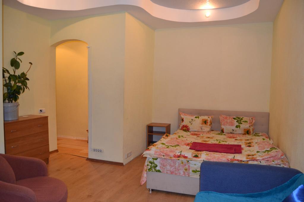 Apartment On Peremogy Square Киев Екстериор снимка